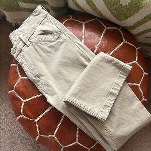 American Eagle 🦅 | Bootcut Khaki Pants